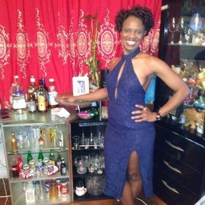 Meet your Posher, Angela